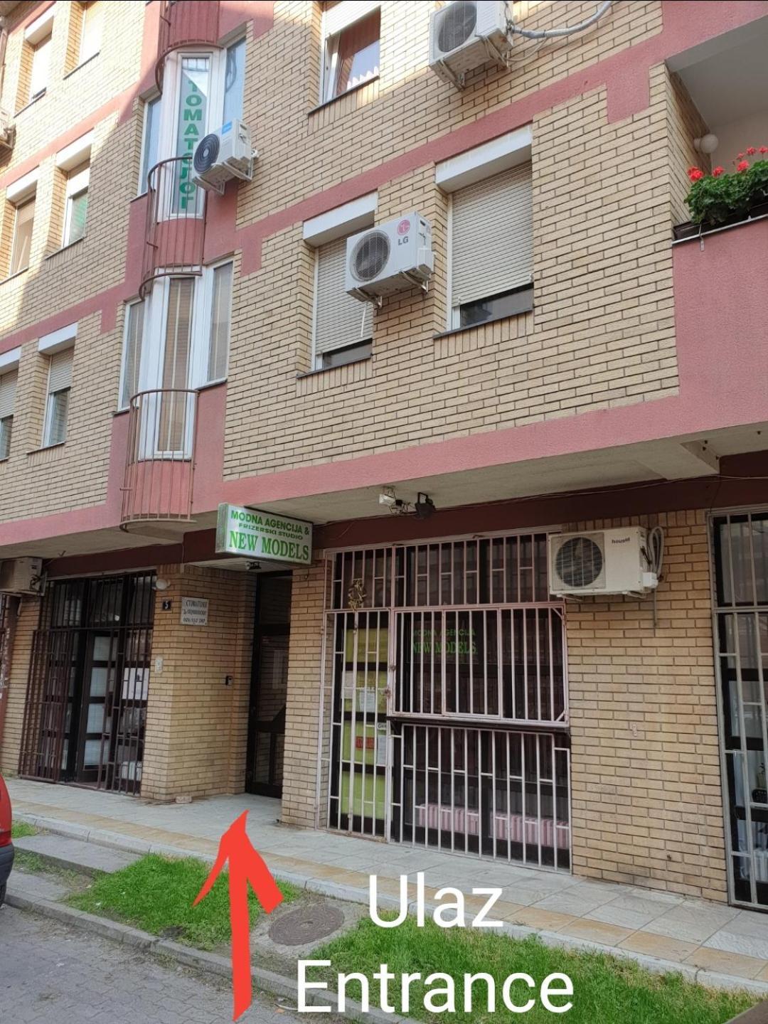Podbara Center Apartamento Novi Sad Exterior foto